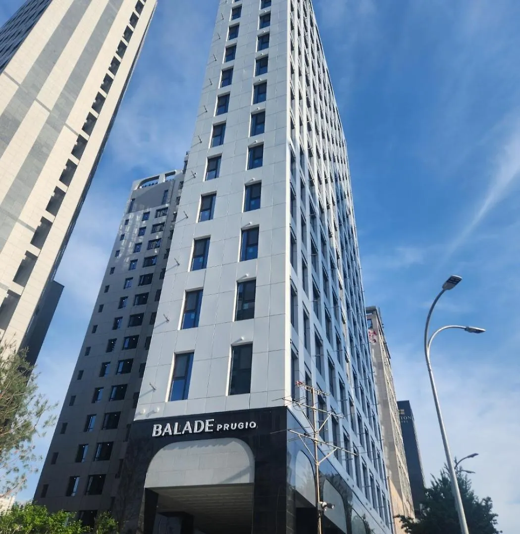 Center Of Seoul, Newly Built High Floor House With View Apartment  Seoul