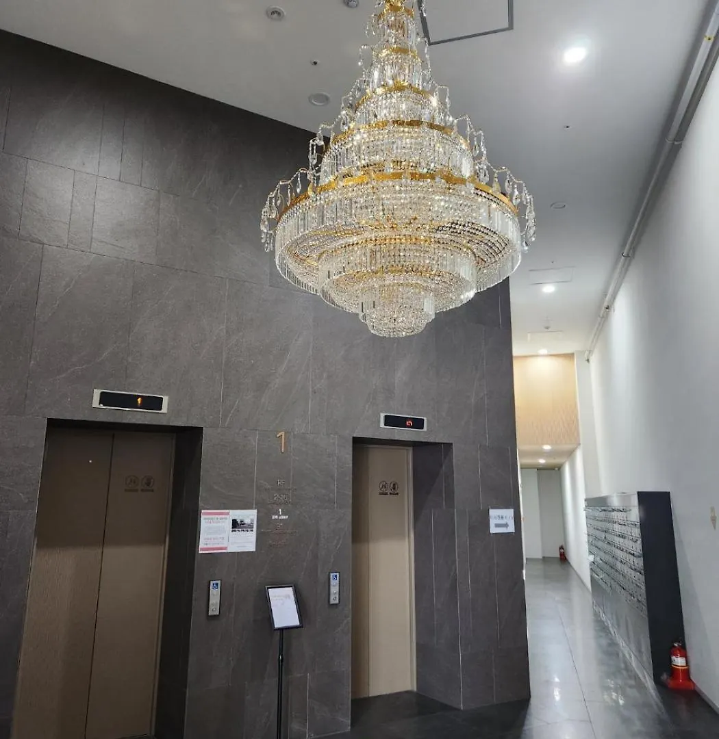 Center Of Seoul, Newly Built High Floor House With View Apartment Seoul